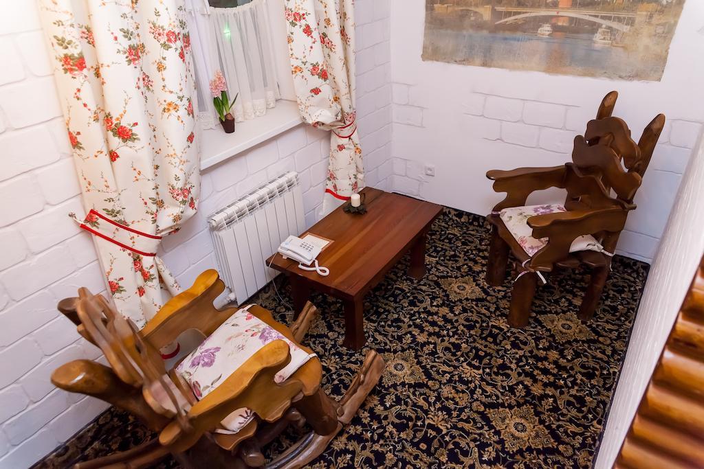 Hotel General Ekibastuz Екстер'єр фото